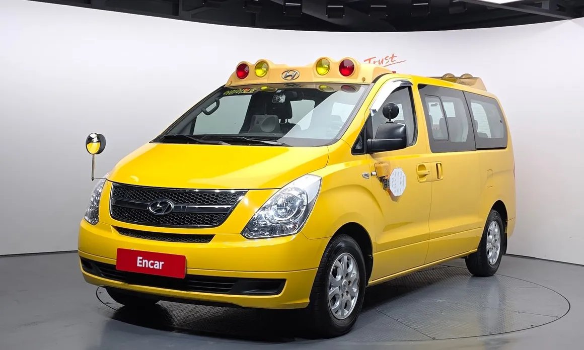 Hyundai Starex 2015 — фото 1 из 20