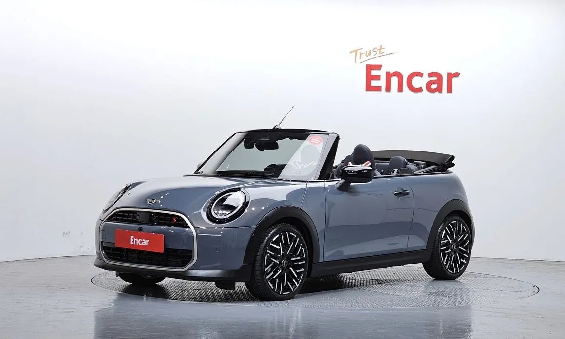 Mini Cooper Convertible 2025