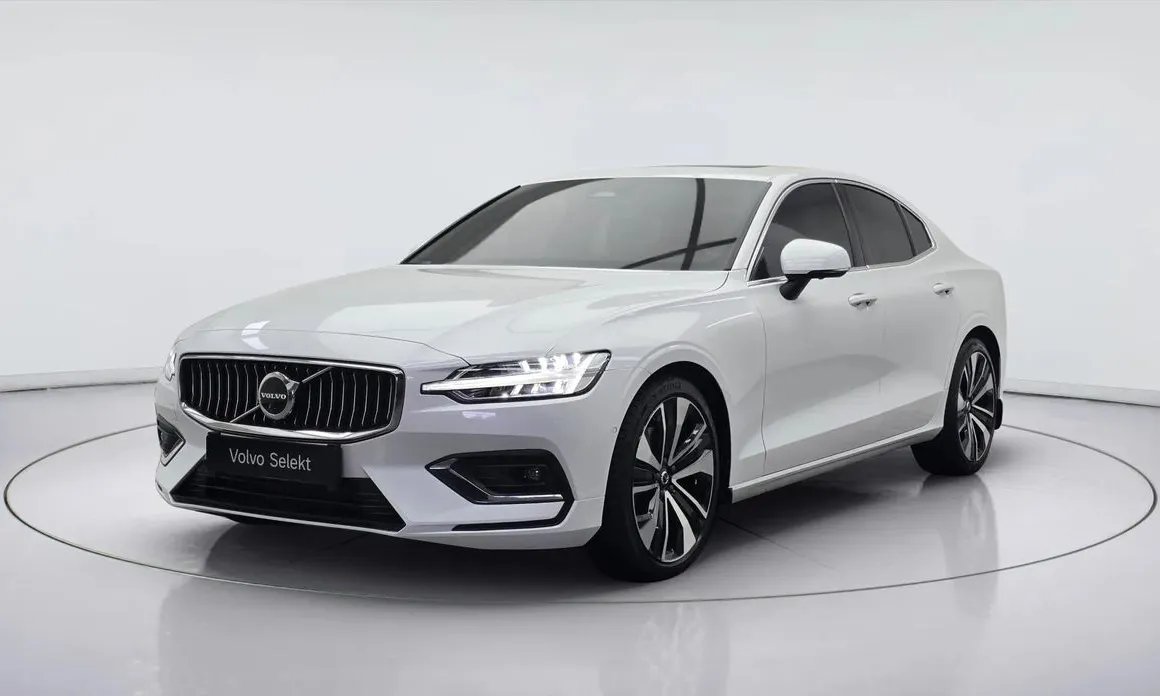 Volvo S60 2023