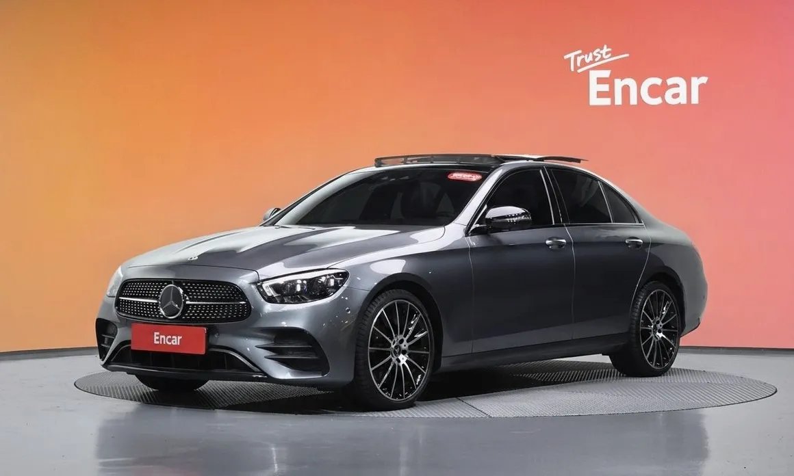 Mercedes-Benz E-Class 2023