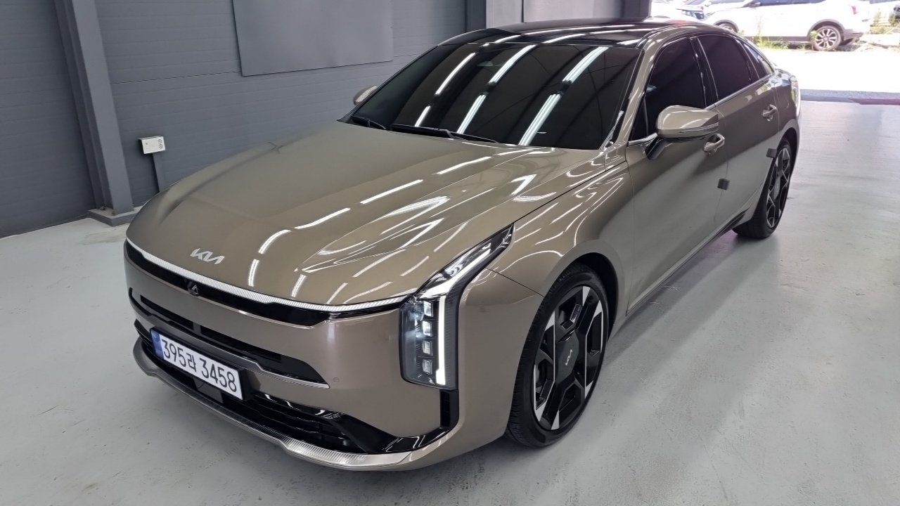 Kia K8 2025