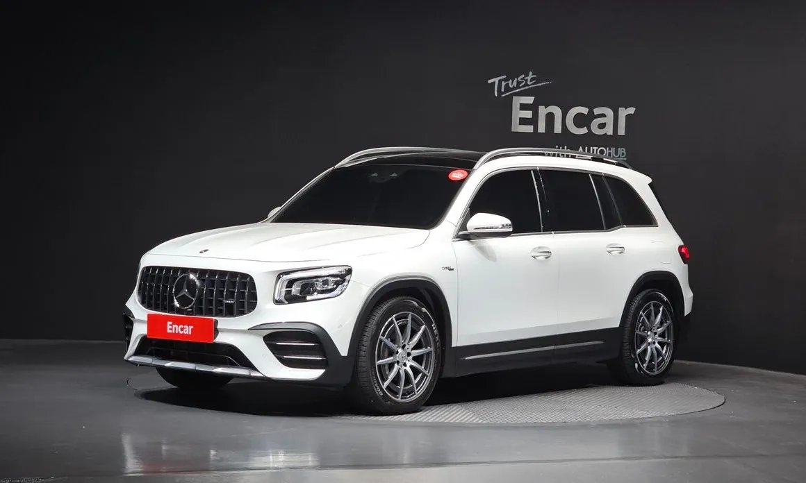 Mercedes-Benz GLB-Class 2023