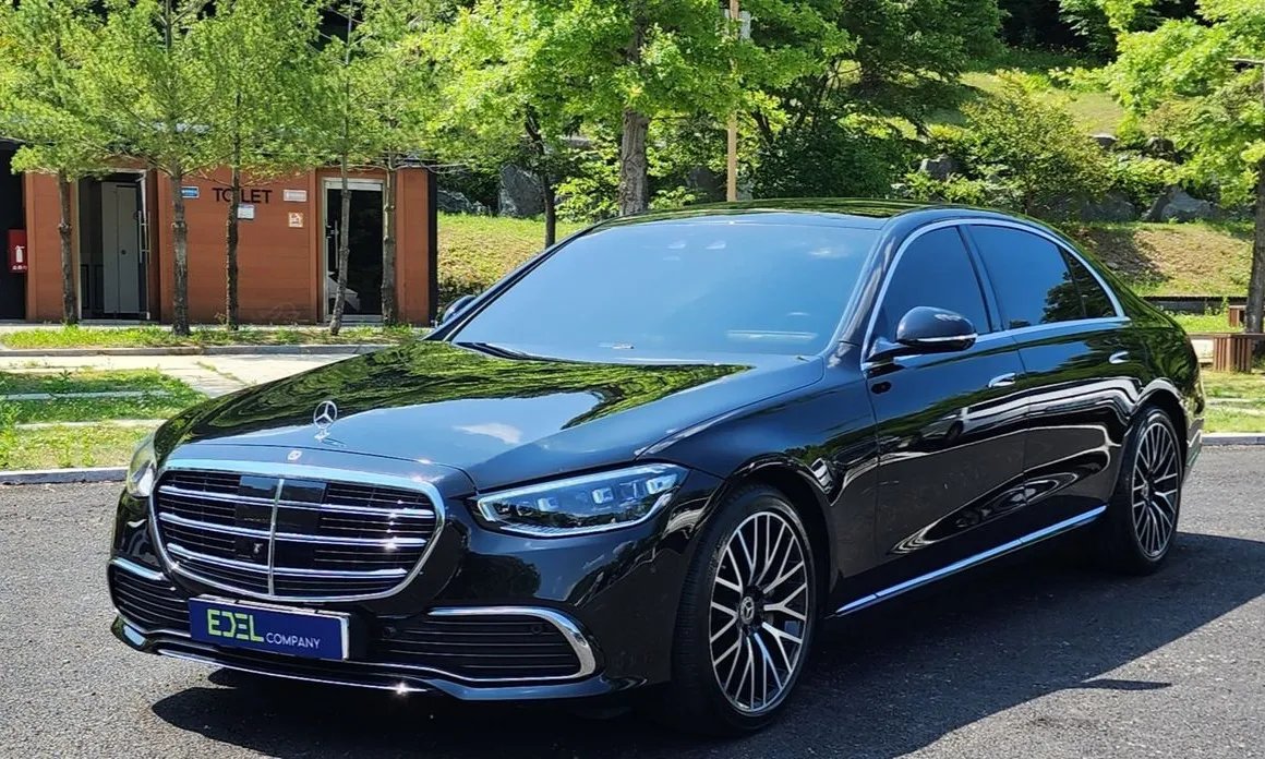 Mercedes-Benz S-Class 2024