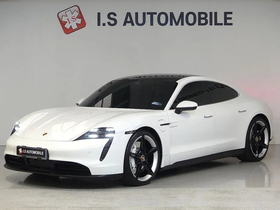 Porsche Taycan 2024
