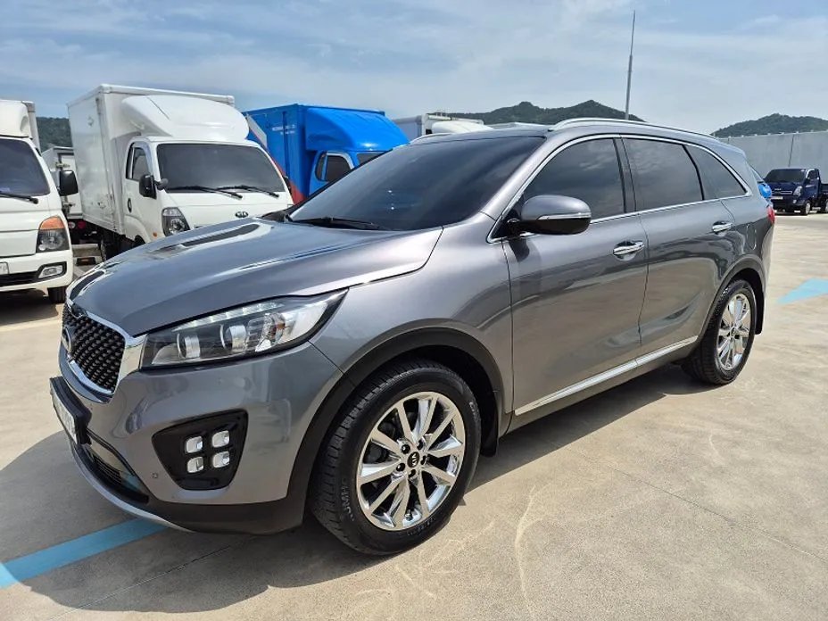 Kia Sorento 2016 — фото 1 из 16