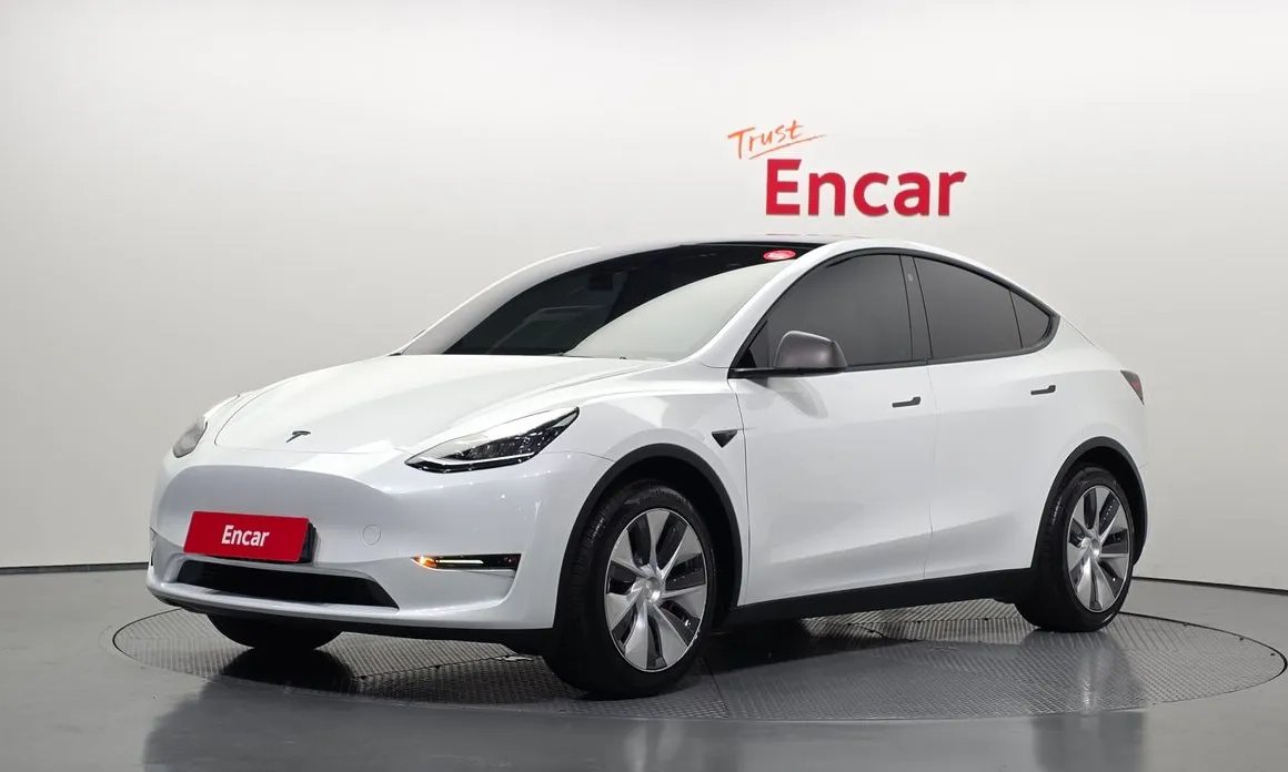 Tesla Model Y 2021