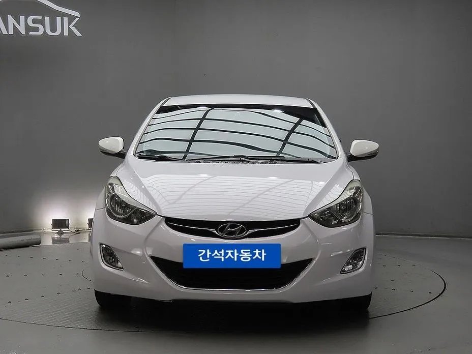 Hyundai AVANTE 2014