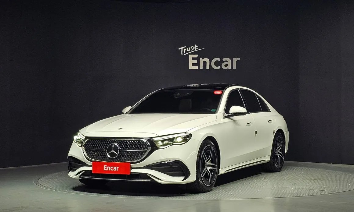 Mercedes-Benz E-Class 2024