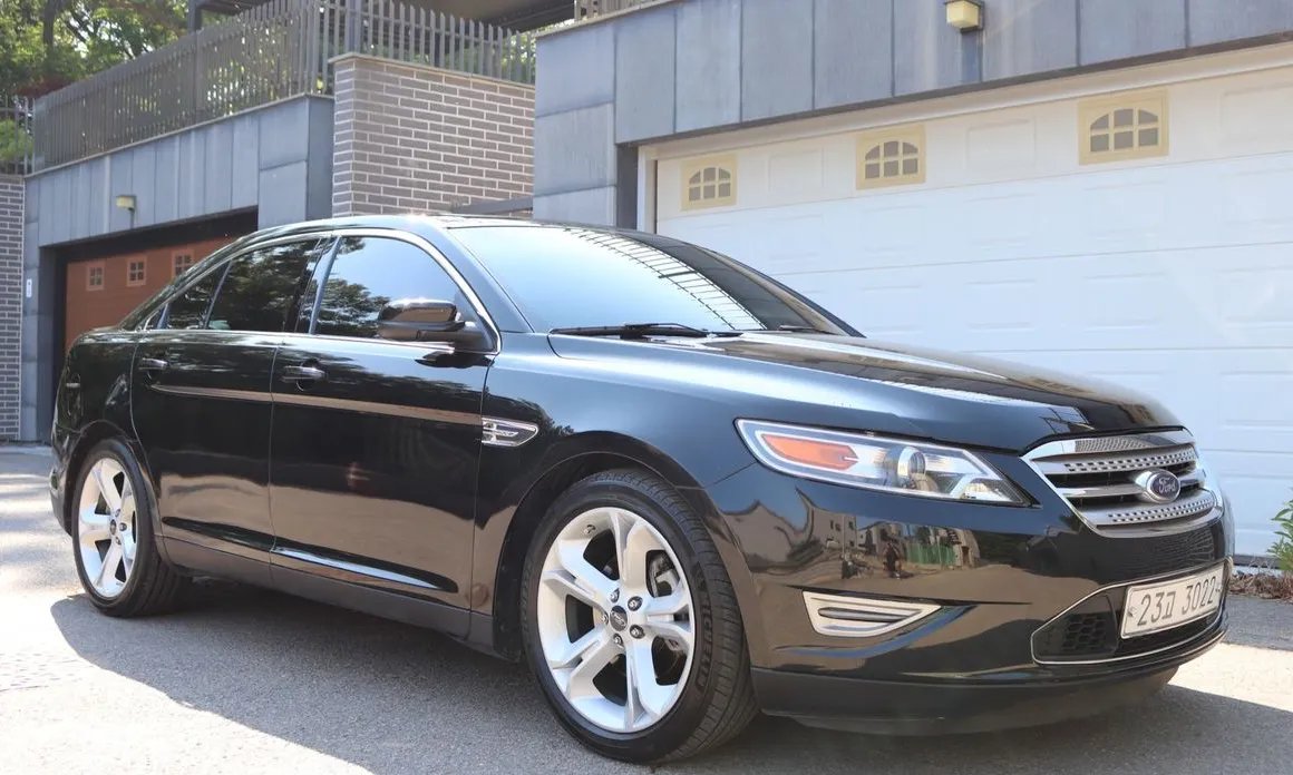 Ford Taurus 2012