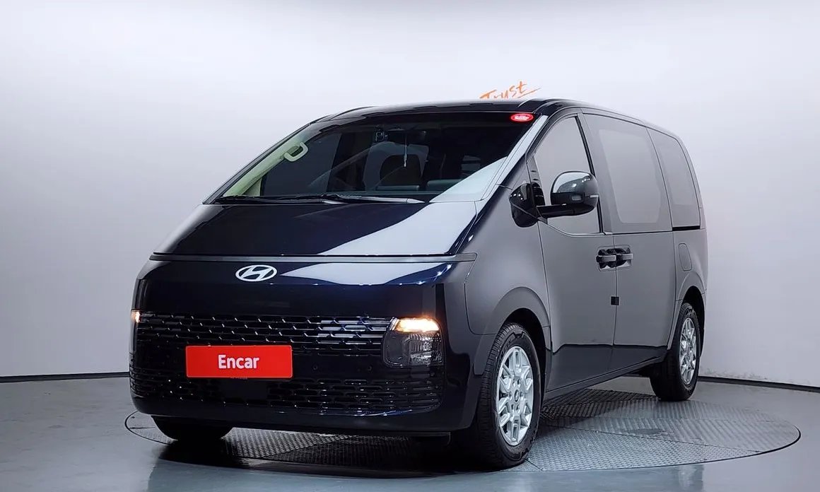 Hyundai Staria 2025