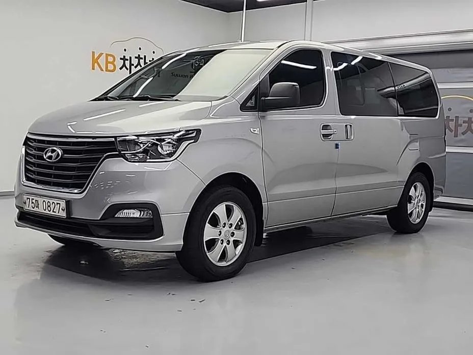 Hyundai Starex 2019