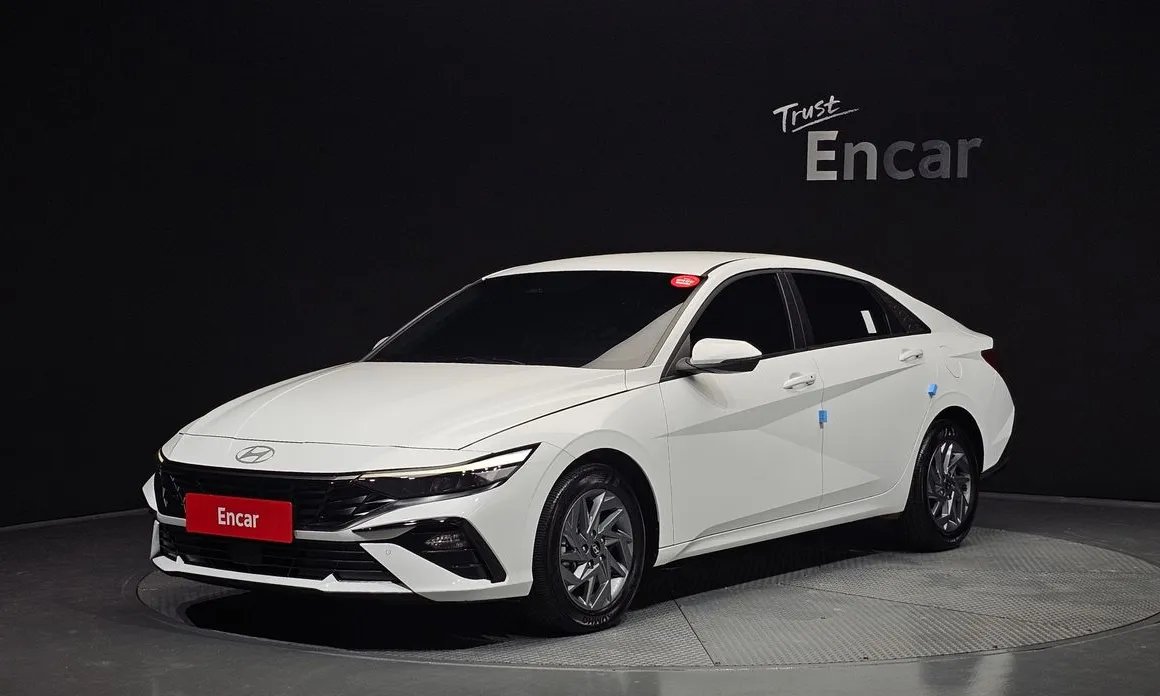 Hyundai AVANTE 2025
