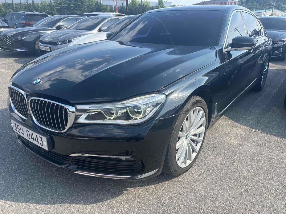 BMW 7-Series 2016