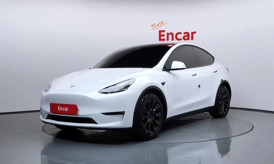 Tesla Model Y 2021