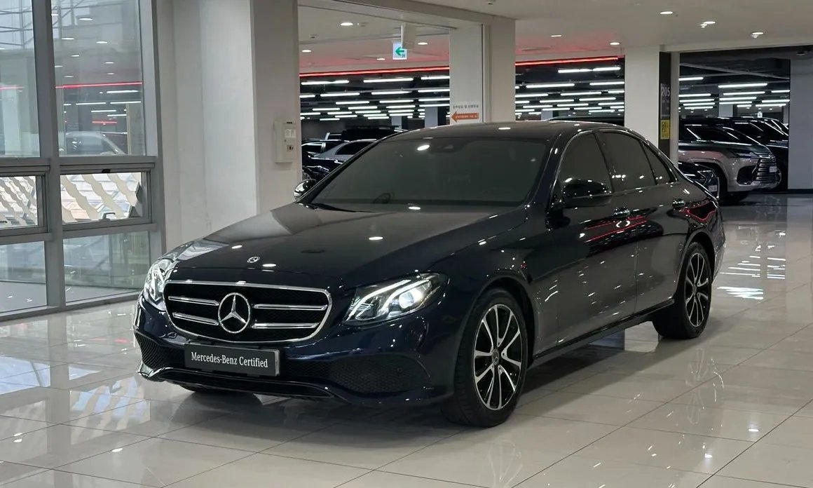 Mercedes-Benz E-Class 2020