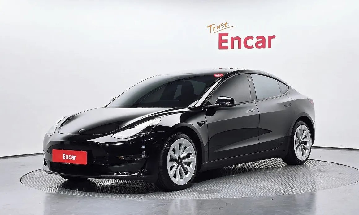 Tesla Model 3 2022