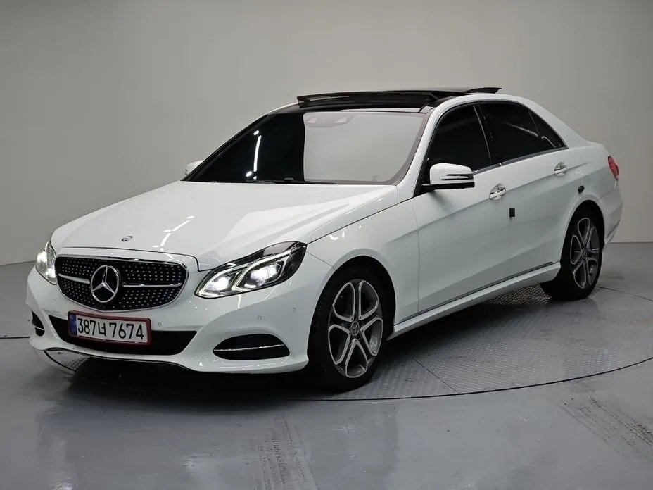 Mercedes-Benz E-Class 2015