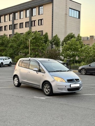 Mitsubishi Colt VI 2003
