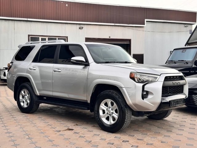 Toyota 4Runner V Рестайлинг 2017