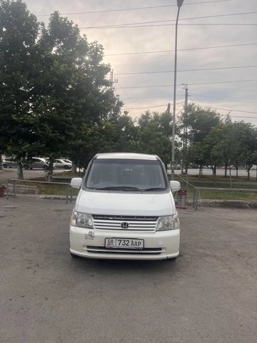 Honda Stepwgn II 2003