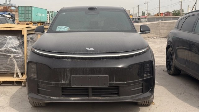 Li Auto L6 2025
