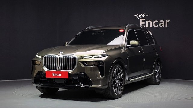 BMW X7 I (G07) Рестайлинг 2025