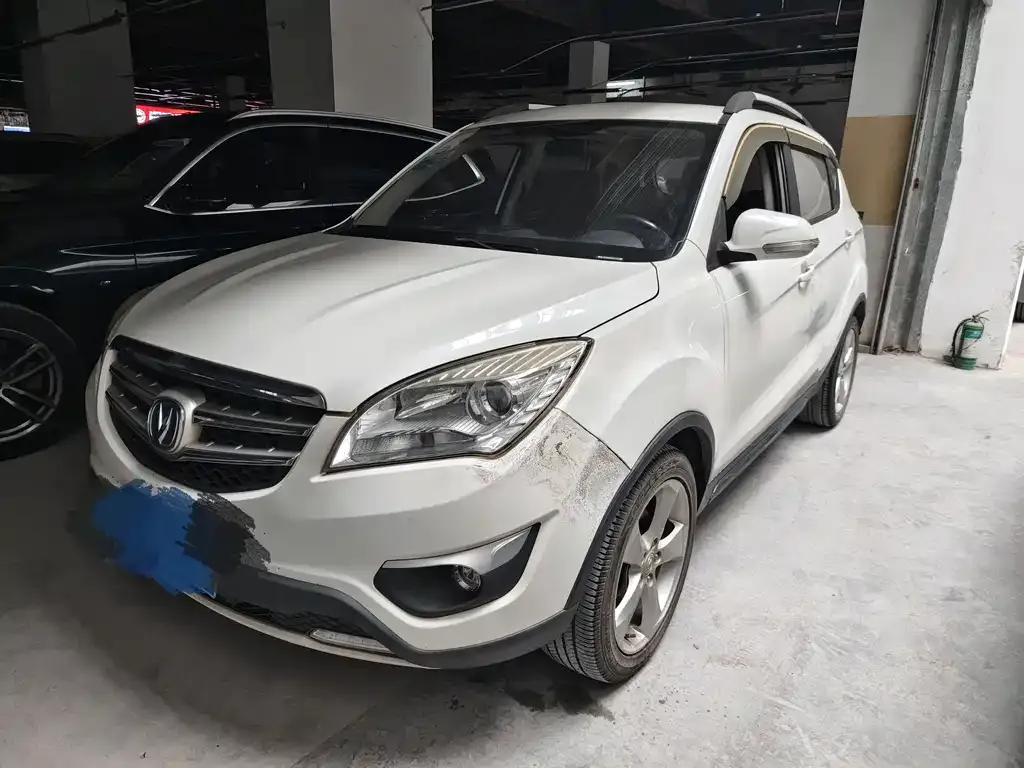 Changan CS35 2016 — фото 1 из 8