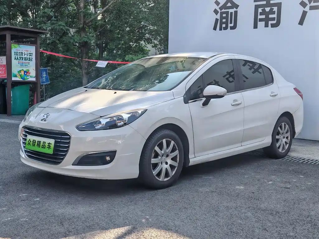 Peugeot 308 2013