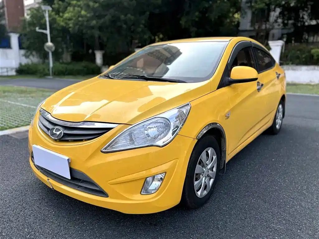 Hyundai Verna 2011