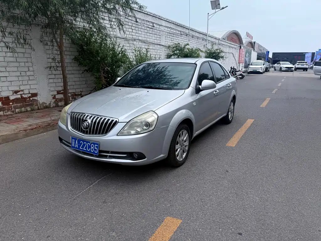Buick Excelle 2013