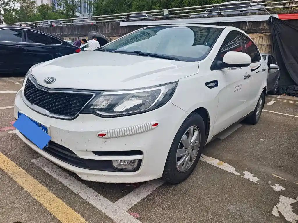 Kia K2 2015