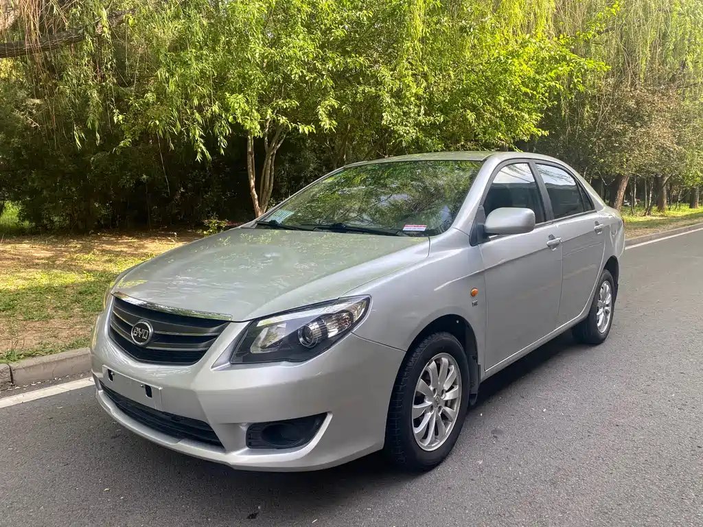 BYD L3 2014