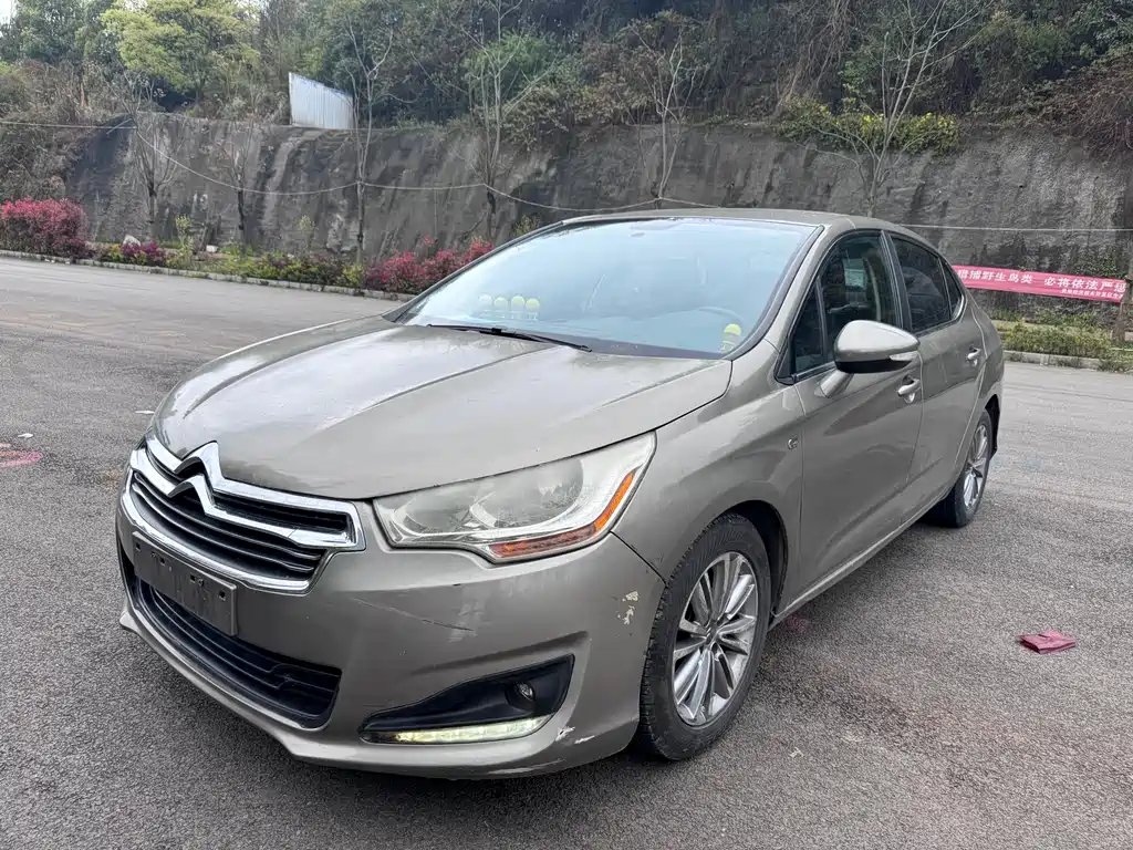 Citroen C4L 2015