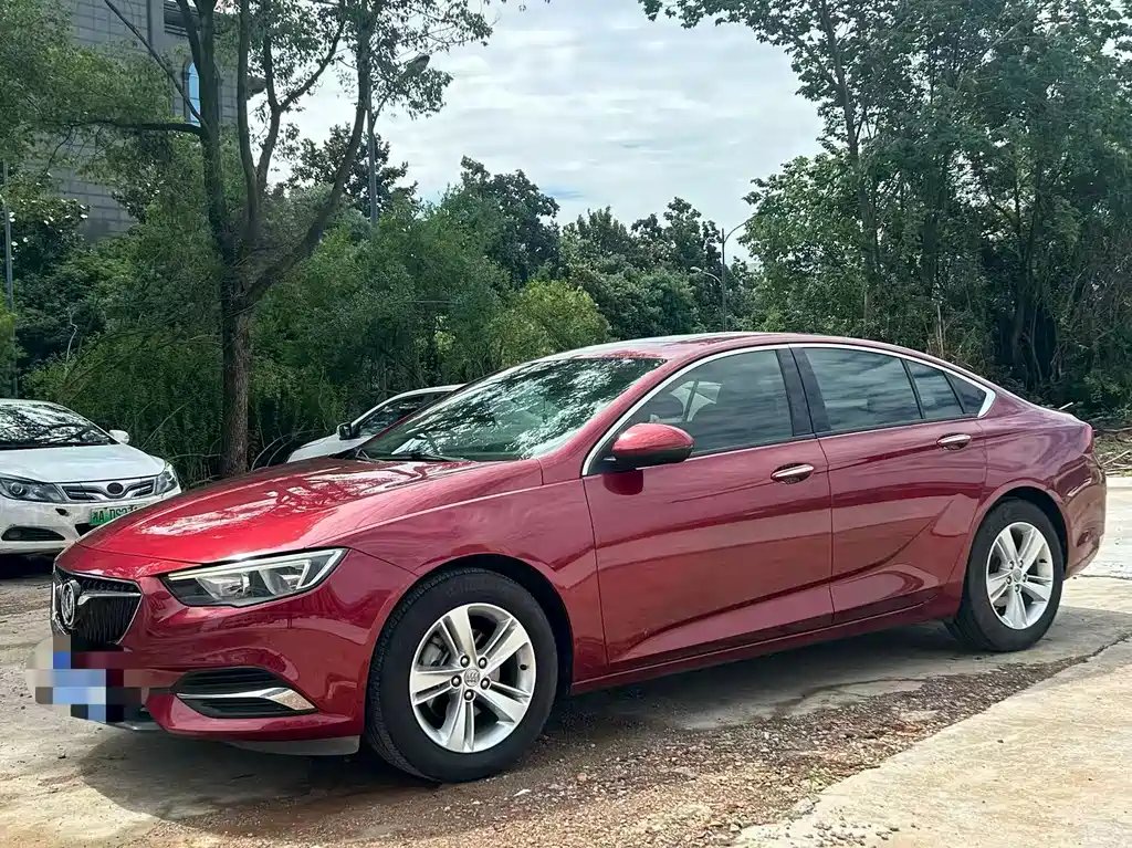 Buick Regal 2018