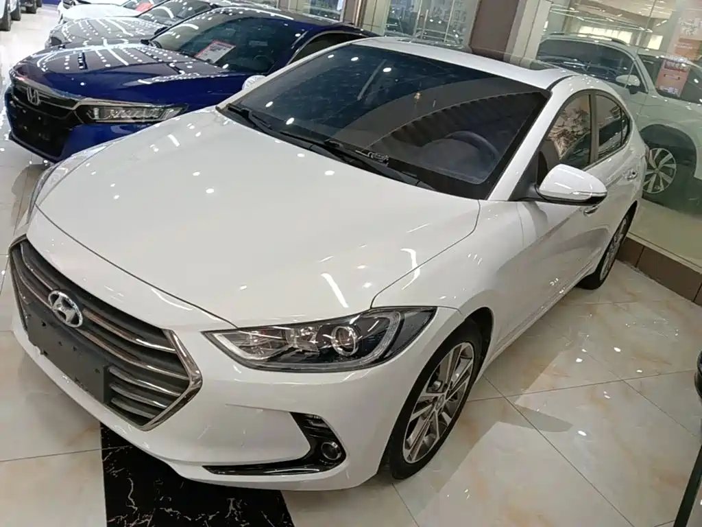 Hyundai Elantra 2019