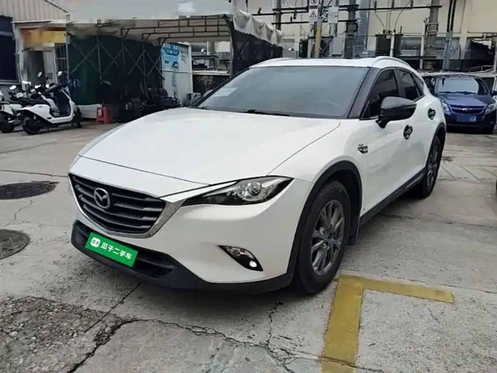 Mazda CX-4 2019 — фото 1 из 5
