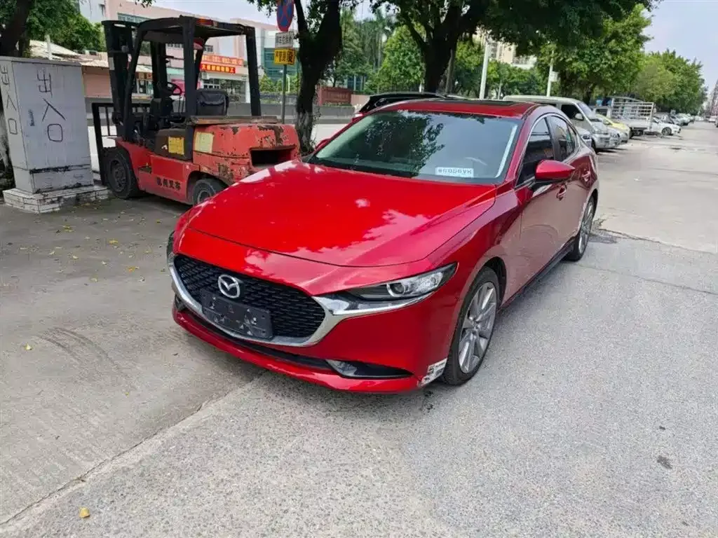 Mazda 3 Axela 2020 — фото 1 из 5