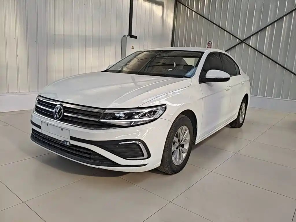 Volkswagen Bora 2024