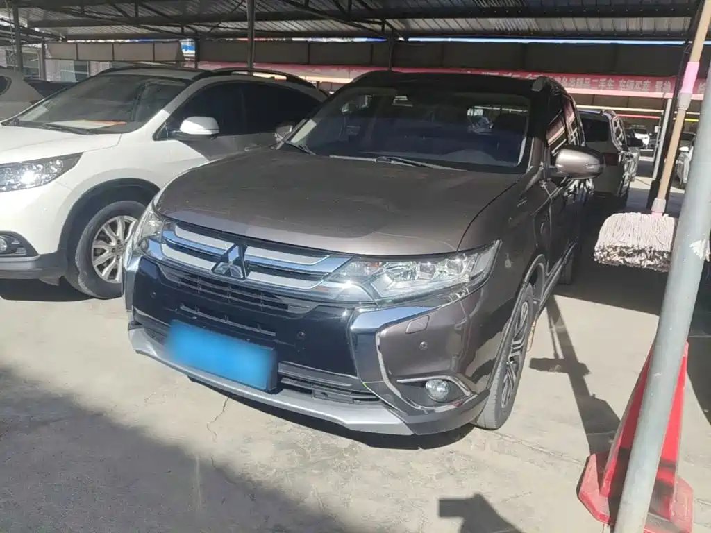 Mitsubishi Outlander 2017