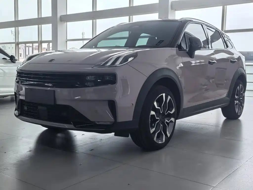 Lynk & Co 06 2022