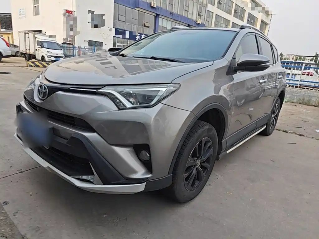 Toyota RAV4 2017