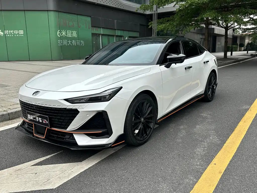 Changan UNI-V 2022