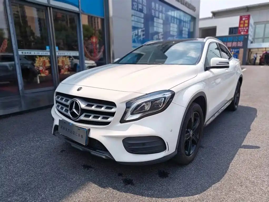 Mercedes-Benz GLA 2019