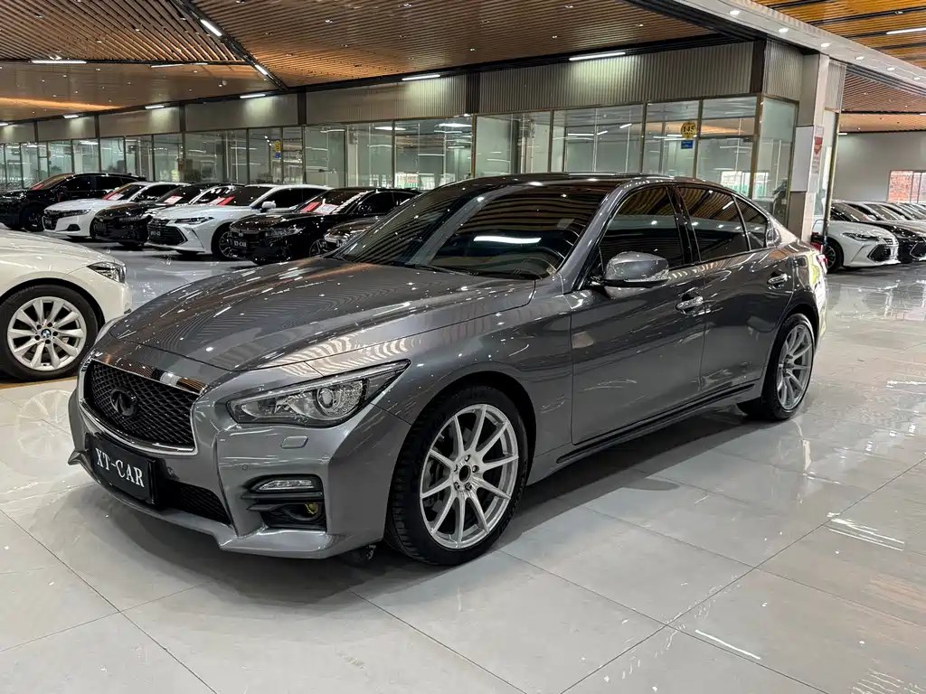 Infiniti Q50L 2017