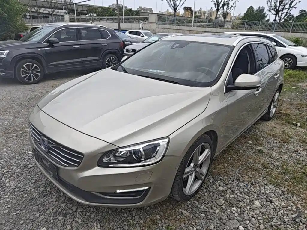 Volvo V60 2018