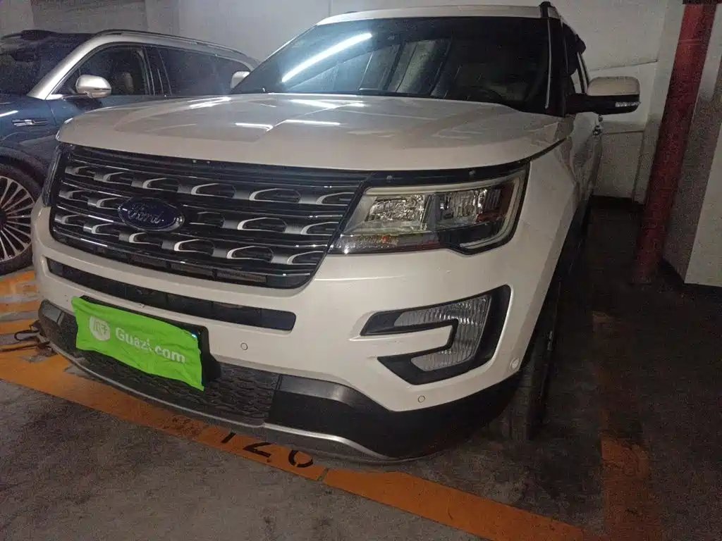 Ford Explorer (Import) 2016