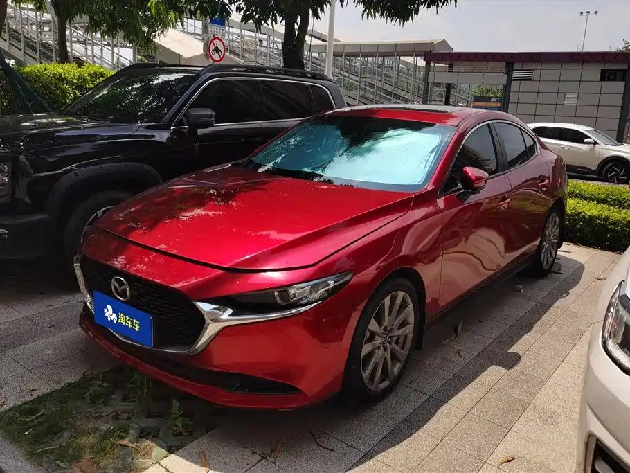 Mazda 3 Axela 2022