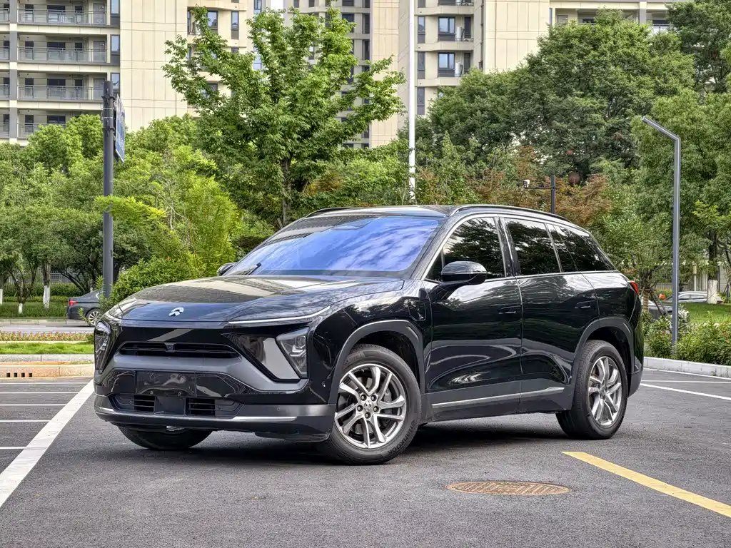 NIO ES6 2021