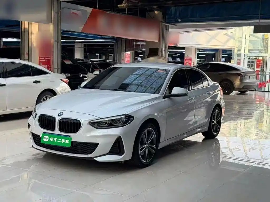 BMW 1 Series 2021