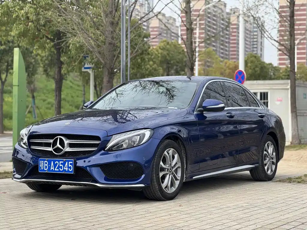 Mercedes-Benz C-Class 2018